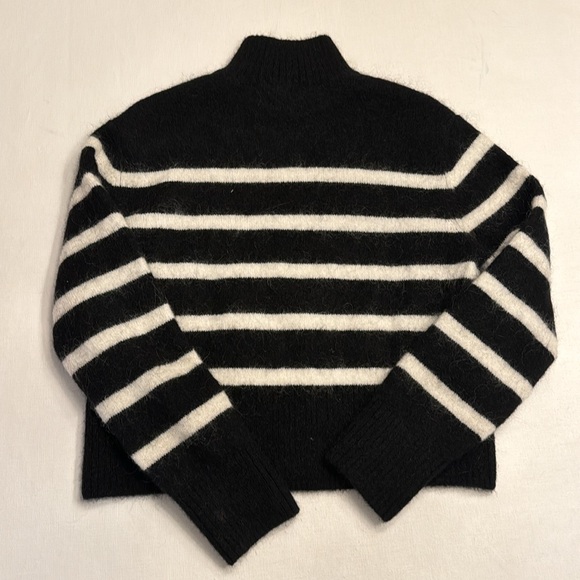 & Other Stories Cropped Mock Neck Knit Jumper - Picture 5 of 5